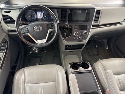 2017 Toyota Sienna XLE Premium 7 Passenger