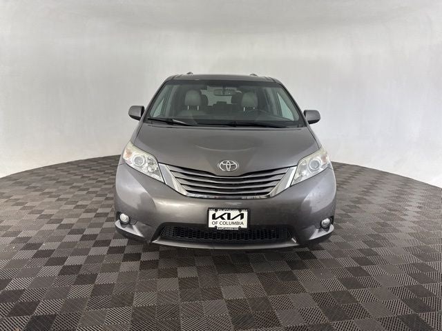 2017 Toyota Sienna XLE Premium 7 Passenger