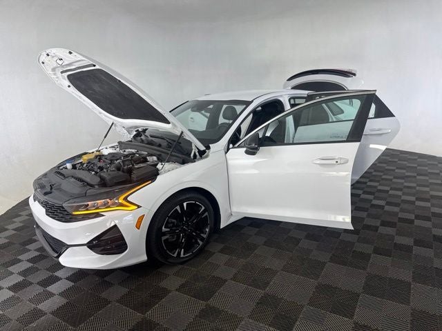 2022 Kia K5 GT-Line