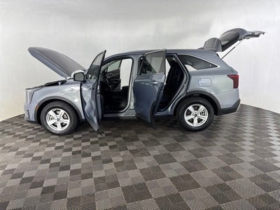 2024 Kia Sorento LX