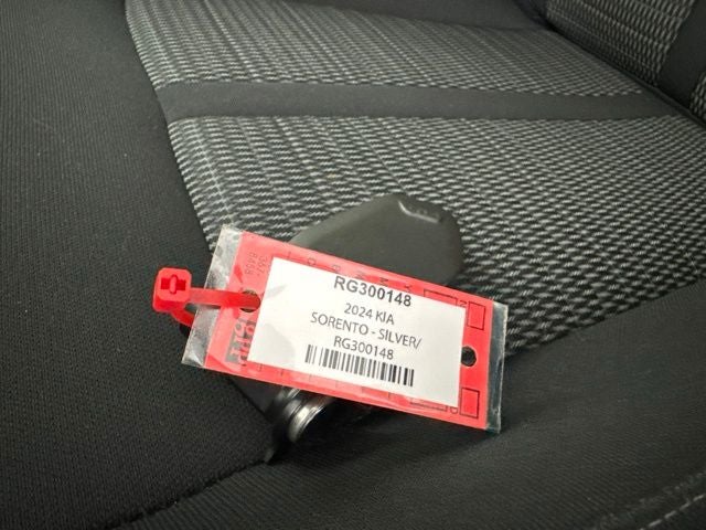2024 Kia Sorento LX