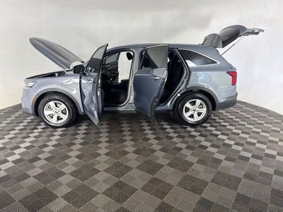 2023 Kia Sorento LX