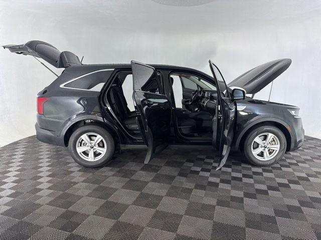 2021 Kia Sorento LX