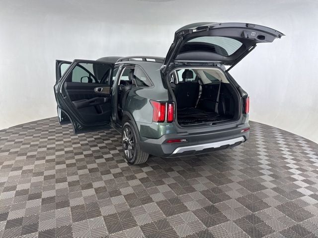 2023 Kia Sorento X-Line SX Prestige