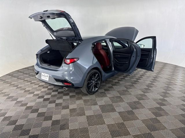 2023 Mazda Mazda3 2.5 S Carbon Edition