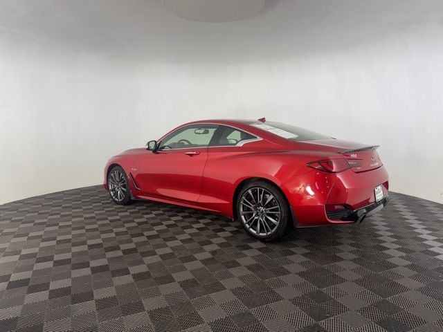 2017 INFINITI Q60 Red Sport 400