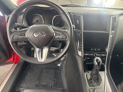 2017 INFINITI Q60 Red Sport 400