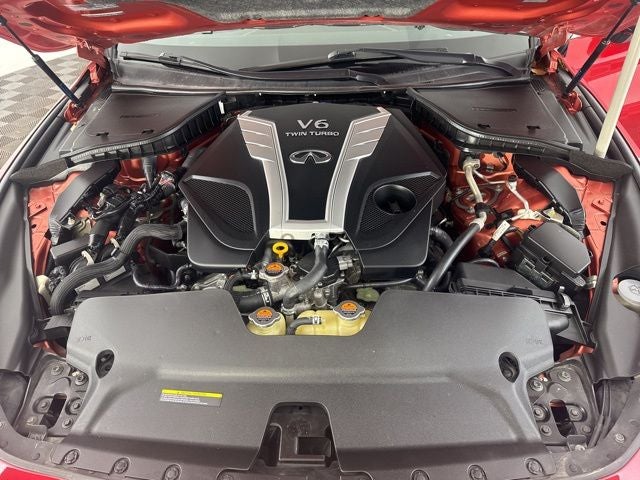 2017 INFINITI Q60 Red Sport 400