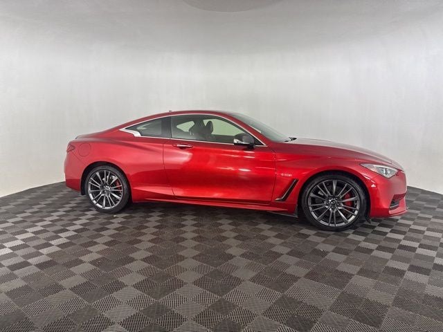 2017 INFINITI Q60 Red Sport 400