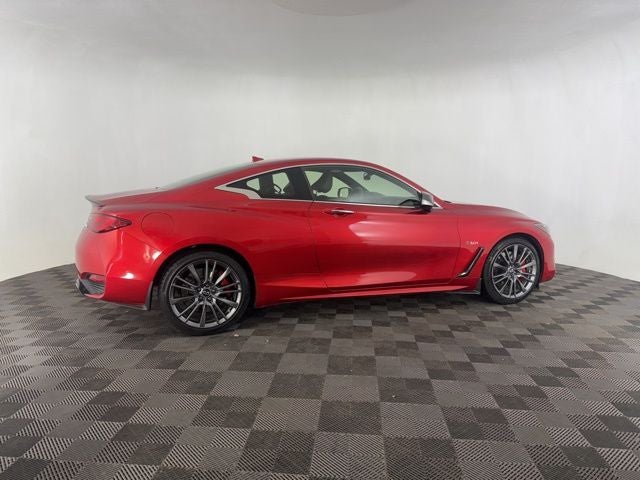 2017 INFINITI Q60 Red Sport 400