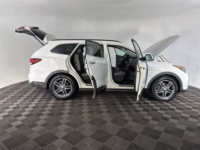 2017 Hyundai Santa Fe SE Ultimate