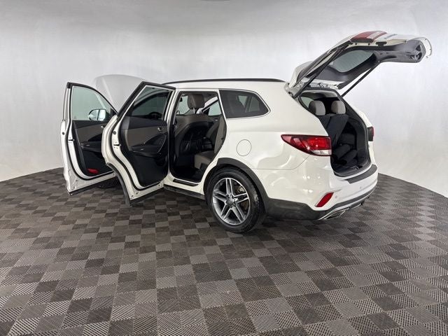 2017 Hyundai Santa Fe SE Ultimate