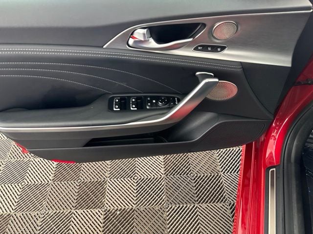 2023 Kia Stinger GT2
