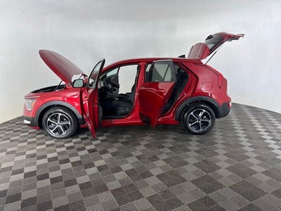 2025 Kia Niro LX