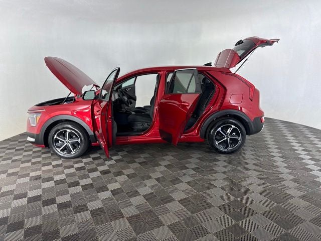 2025 Kia Niro LX