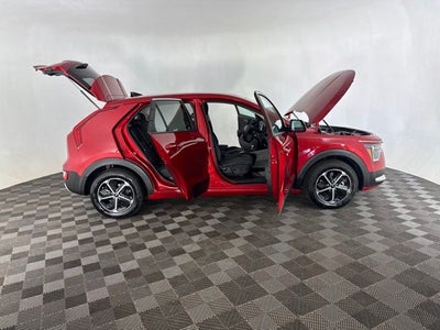 2025 Kia Niro LX