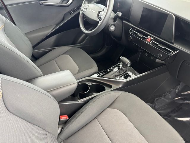 2025 Kia Niro LX