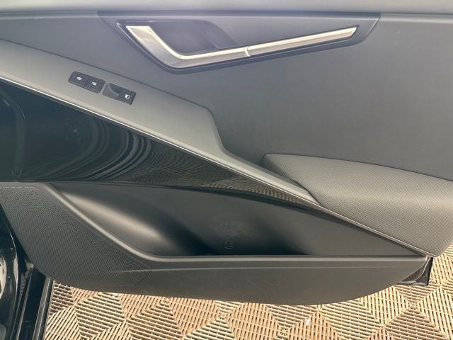 2024 Kia Niro EX