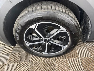 2025 Kia Niro EX