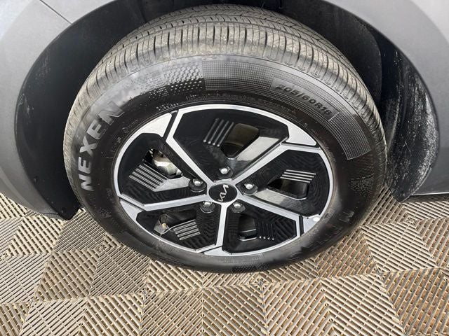 2025 Kia Niro EX