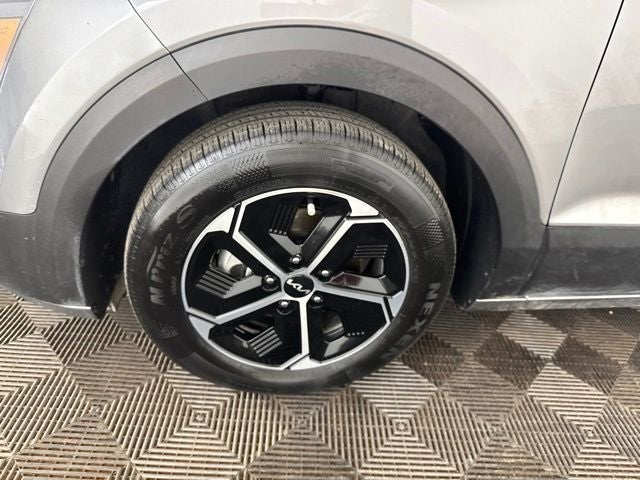 2025 Kia Niro EX