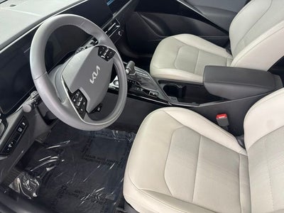 2025 Kia Niro EX