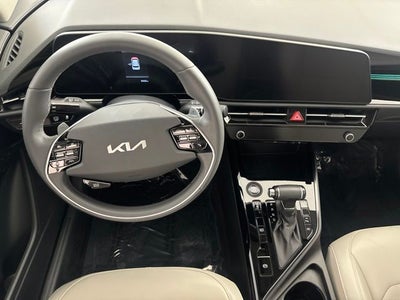 2025 Kia Niro EX
