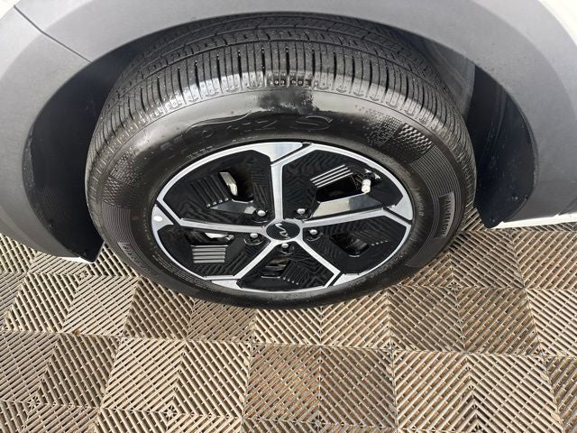 2025 Kia Niro EX