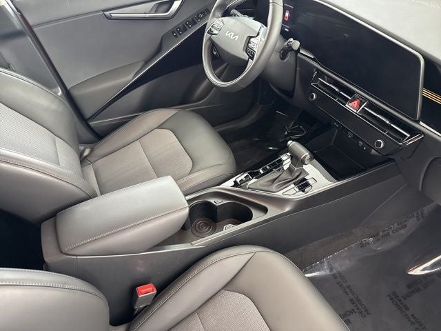 2025 Kia Niro EX