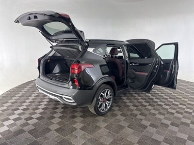 2023 Kia Seltos SX