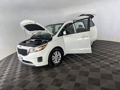 2015 Kia Sedona LX