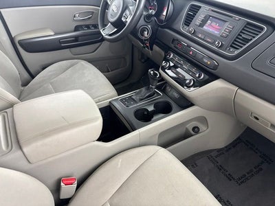 2015 Kia Sedona LX