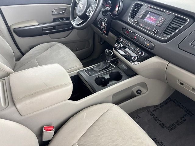 2015 Kia Sedona LX