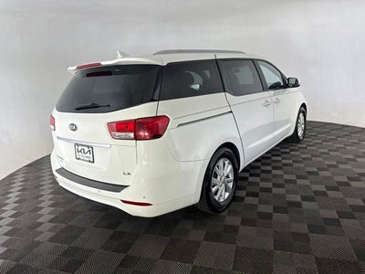 2015 Kia Sedona LX
