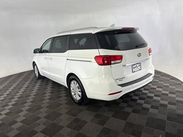 2015 Kia Sedona LX