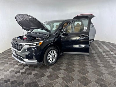 2023 Kia Carnival LX Seat Package
