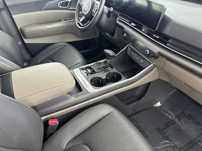 2025 Kia Carnival EX