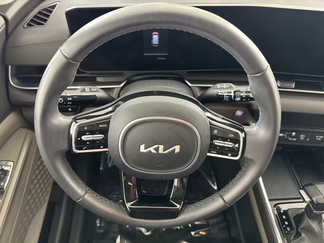 2025 Kia Carnival EX