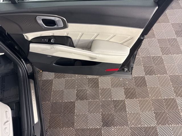 2023 Kia Sorento Plug-In Hybrid SX Prestige