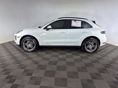 2020 Porsche Macan Base