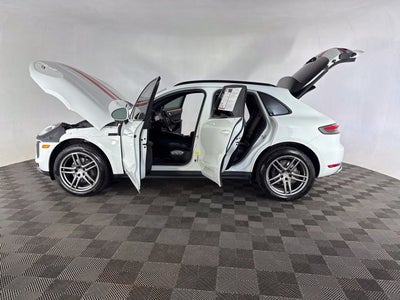 2020 Porsche Macan Base