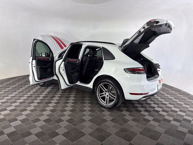 2020 Porsche Macan Base