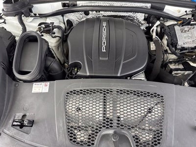 2020 Porsche Macan Base