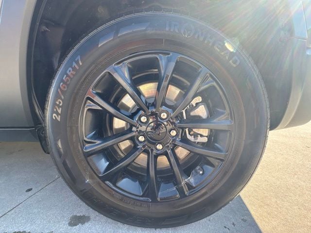 2023 Jeep Cherokee Altitude