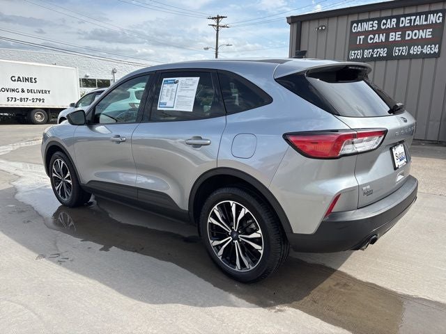 2021 Ford Escape SE