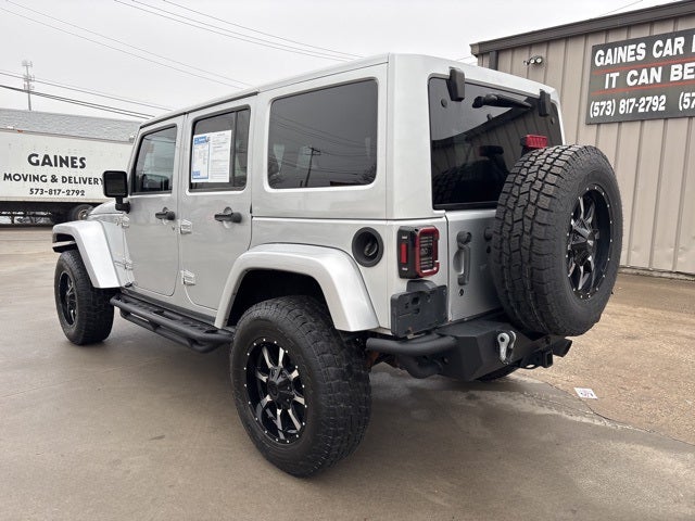 2011 Jeep Wrangler Unlimited Sahara