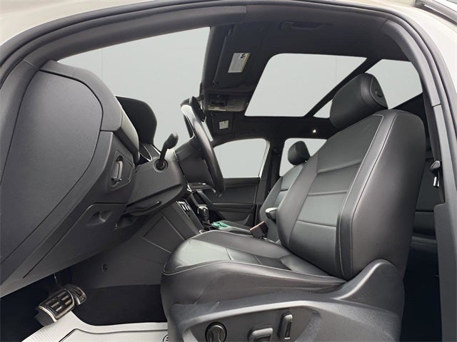 2021 Volkswagen Tiguan 2.0T SE R-Line Black