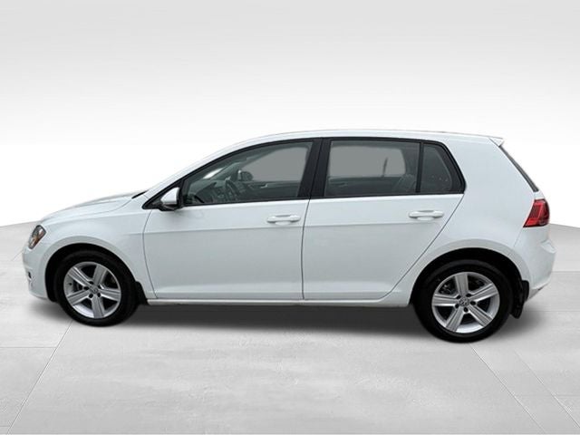 2017 Volkswagen Golf Base