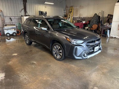 2025 Subaru Outback Touring XT