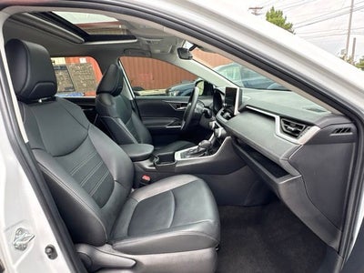 2024 Toyota RAV4 Hybrid XLE Premium